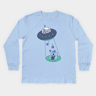 Kitty abduction of yarn balls Kids Long Sleeve T-Shirt